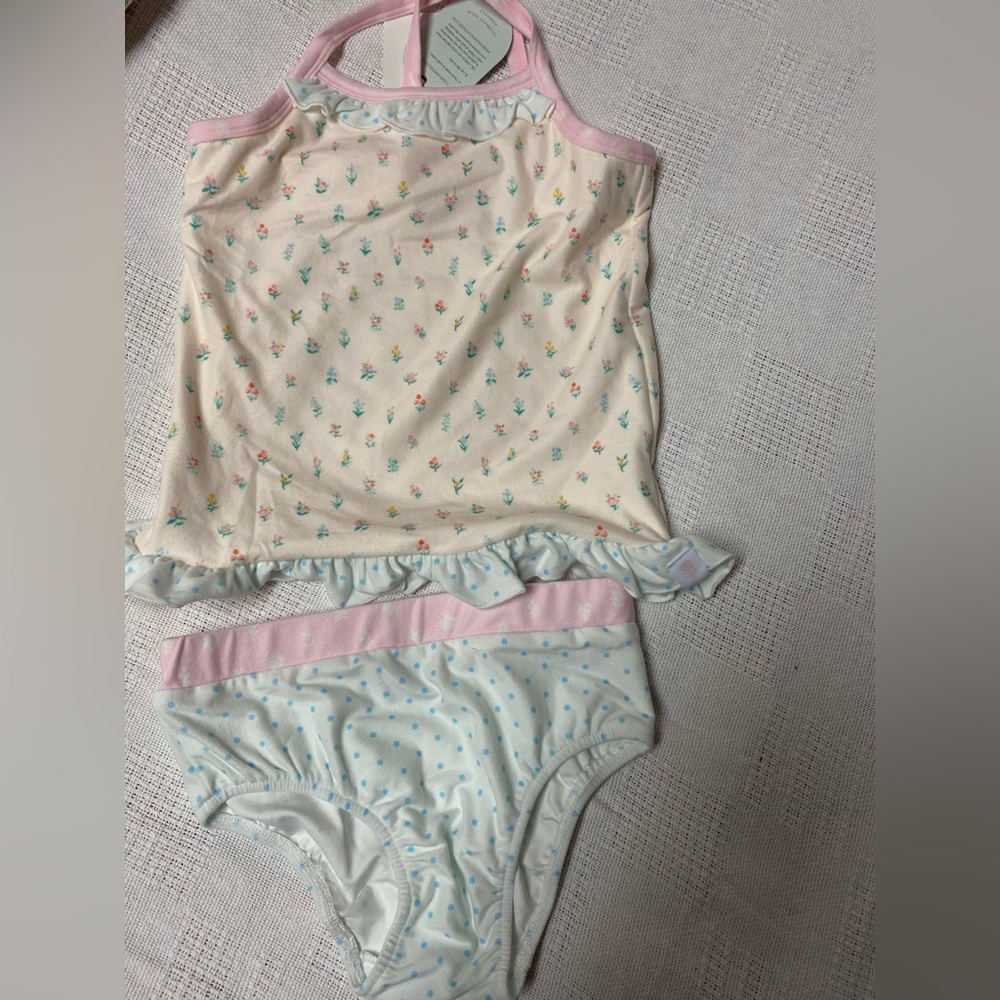 Sweet honey lounge or swimwear